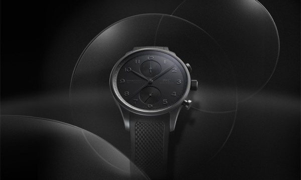 深邃本色  IWC万国表葡萄牙系列计时腕表  CERATANIUM®瓷化钛金属特别版全黑亮相