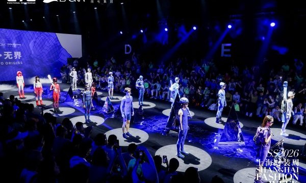 从赛场到秀场：UTO悠途以时装周首秀诠释“户外贴身第一层”的无界新章